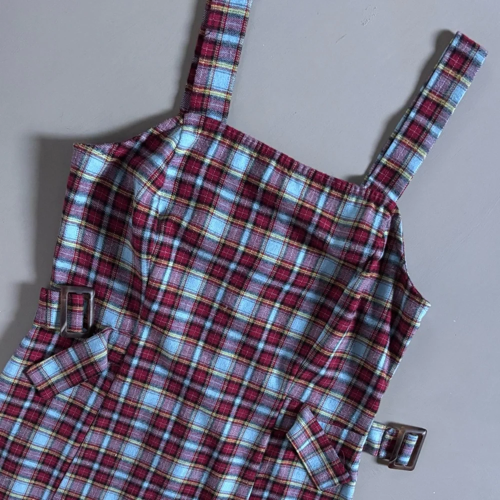 LIVE TO BE SPOILED Y2K Sleeveless Side Buckle Strap 90s Plaid Mini Jumper Dress - Picture 2 of 9